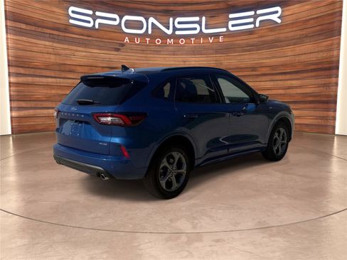 Certified 2023 Ford Escape ST-Line Select w/ Tech Pack #2 AWD/4WD image 7
