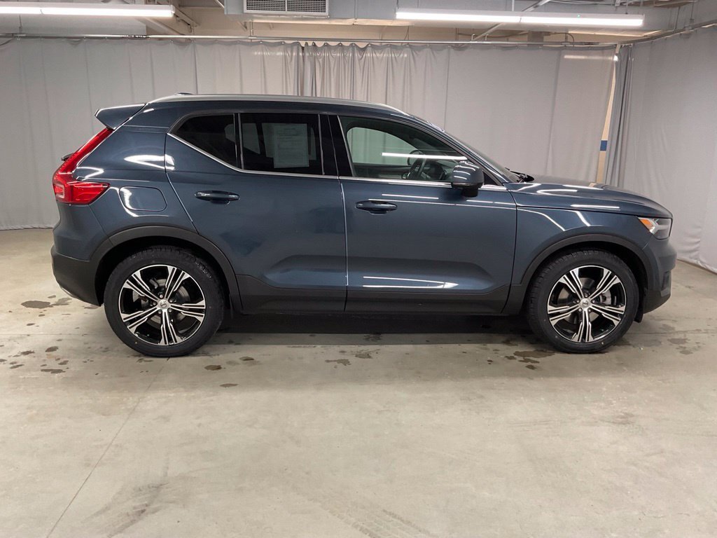 Used 2020 Volvo XC40 T5 Inscription w/ Protection Package Premier AWD/4WD image 13