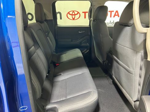 Used 2024 Nissan Frontier SV w/ Technology Package image 15