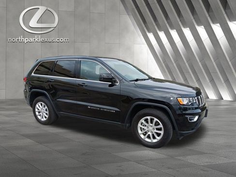 Used 2022 Jeep Grand Cherokee Laredo E image 5