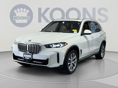 Used 2024 BMW X5 xDrive40i AWD/4WD image 1