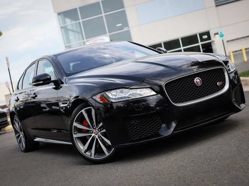 Used 2018 Jaguar XF S AWD/4WD image 5
