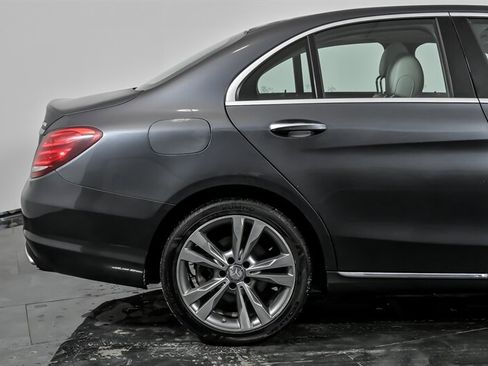 Used 2015 Mercedes-Benz C 300 4MATIC Sedan image 11