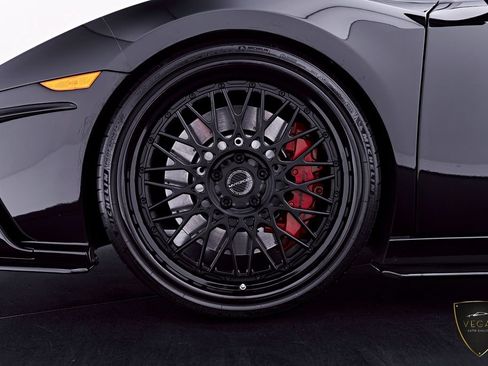 Used 2013 Lamborghini Gallardo LP 550-2 RWD image 3