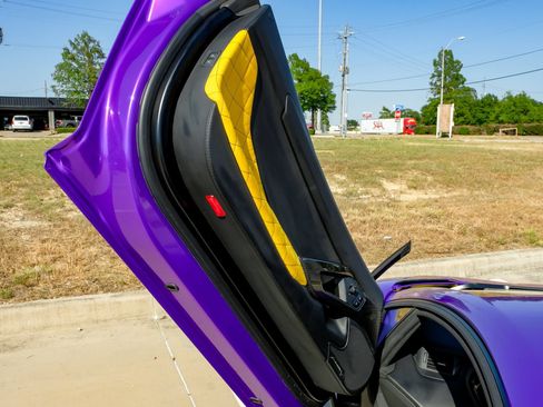 Used 2018 Lamborghini Aventador S AWD/4WD image 38