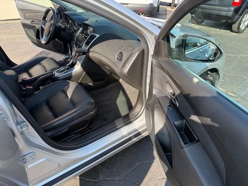 Used 2014 Chevrolet Cruze LTZ w/ Enhanced Safety Package FWD image 15