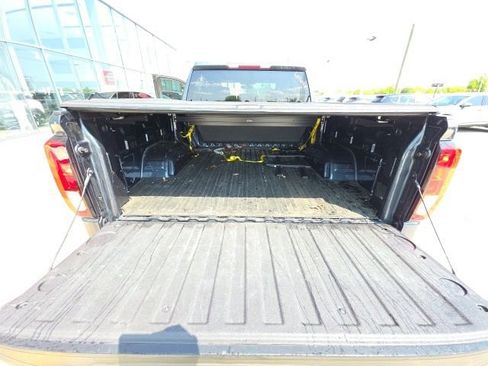 Used 2021 GMC Sierra 1500 Elevation image 25