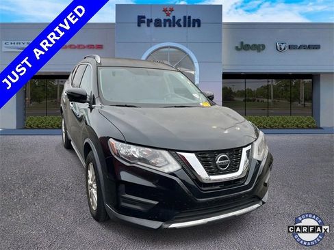 Used 2018 Nissan Rogue SV w/ Premium Package image 1