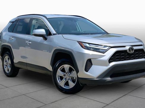 Used 2024 Toyota RAV4 XLE FWD image 3