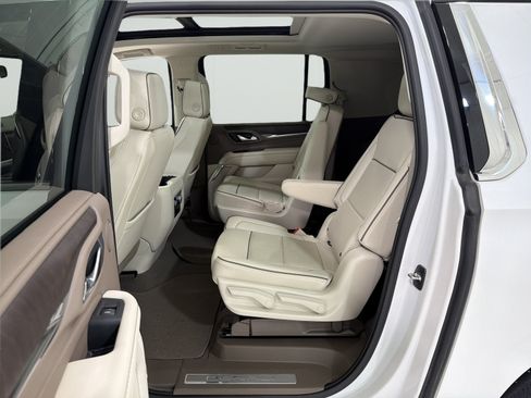 Used 2023 GMC Yukon XL Denali w/ Max Trailering Package RWD image 11