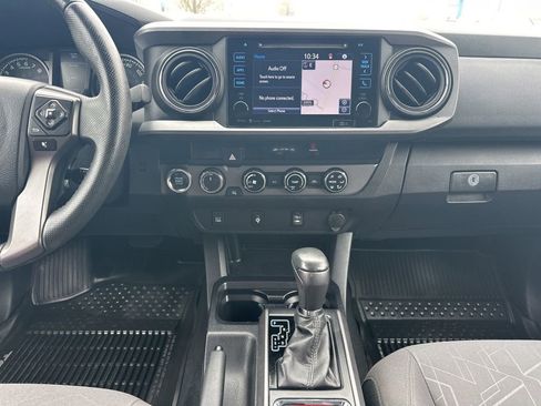 Used 2017 Toyota Tacoma TRD Off-Road w/ Tow Package AWD/4WD image 20