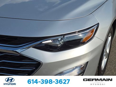 Used 2022 Chevrolet Malibu LS FWD image 15