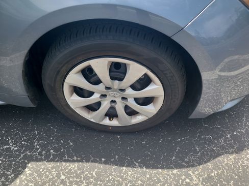 Certified 2024 Toyota Corolla LE FWD image 10