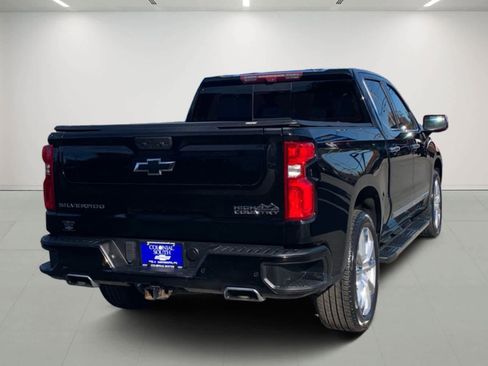 Certified 2022 Chevrolet Silverado 1500 High Country w/ High Country Premium Package image 6
