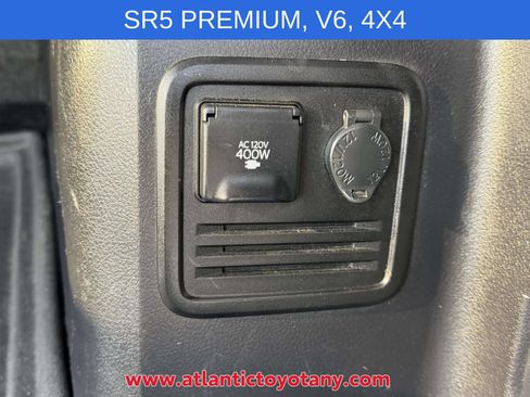 Used 2019 Toyota 4Runner SR5 Premium AWD/4WD image 13