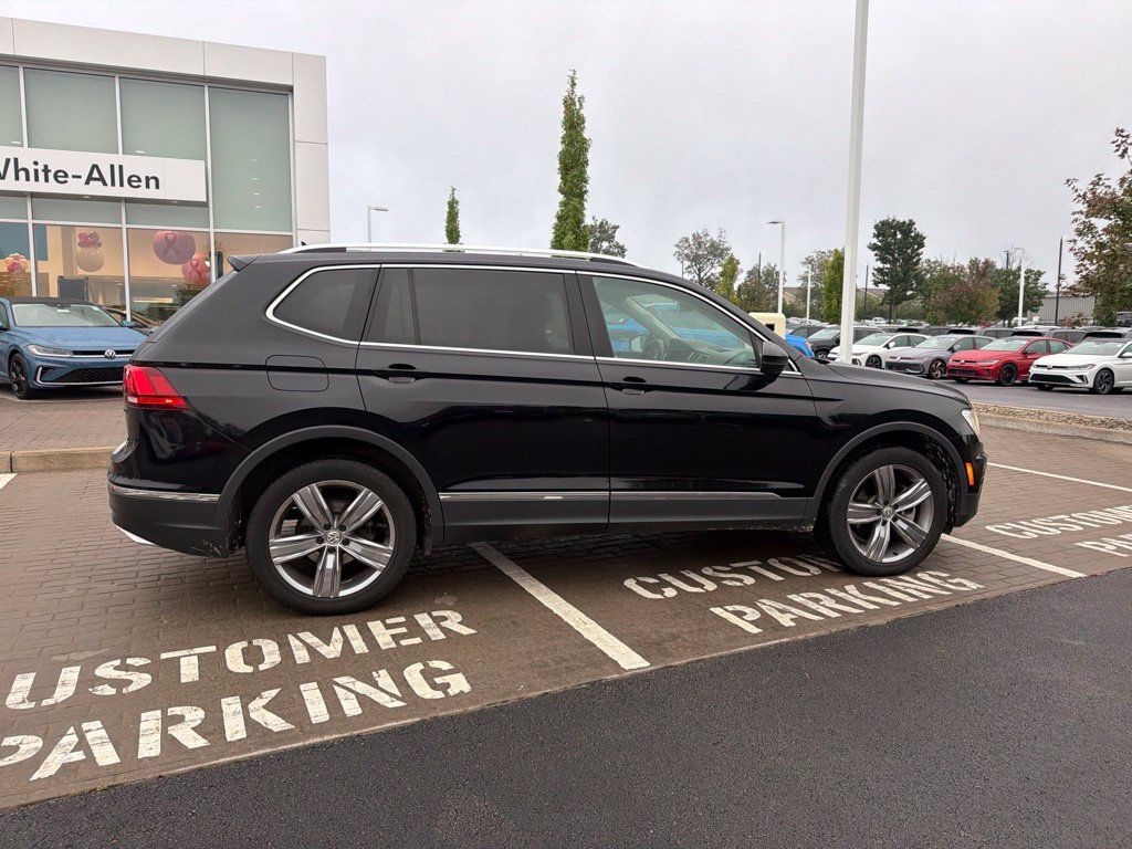 Used 2021 Volkswagen Tiguan SEL AWD/4WD image 7