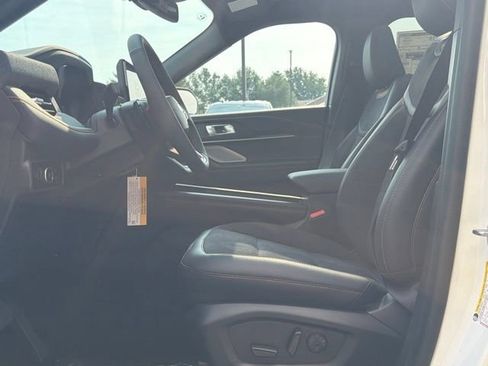 New 2026 Ford Explorer Tremor w/ Tremor Ultimate Package AWD/4WD image 22