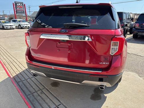Used 2021 Ford Explorer Limited w/ Equipment Group 301A AWD/4WD image 5