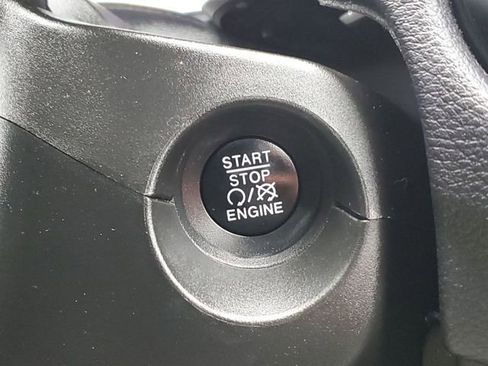 Used 2017 Jeep Compass Limited w/ Navigation Group image 15