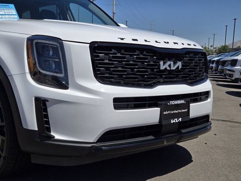 Certified 2022 Kia Telluride EX w/ EX Premium Package AWD/4WD image 9