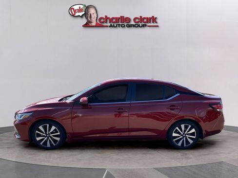 Used 2022 Nissan Sentra SV w/ SV Premium Package FWD image 3