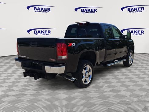 Used 2011 GMC Sierra 2500 SLT w/ SLT Convenience Package AWD/4WD image 5