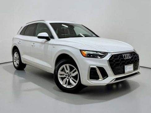 Used 2024 Audi Q5 2.0T Premium w/ Convenience Package AWD/4WD image 4