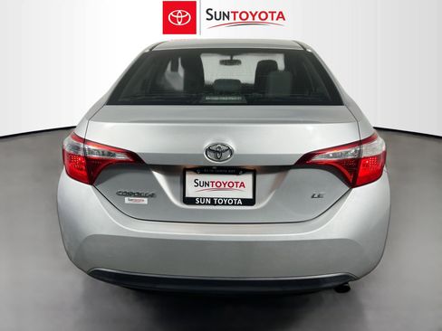 Used 2015 Toyota Corolla LE image 5