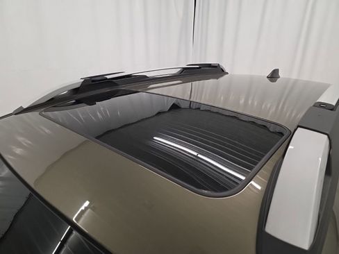 Used 2020 Subaru Outback Touring XT image 10