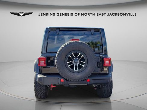 Used 2024 Jeep Wrangler Unlimited Rubicon image 9