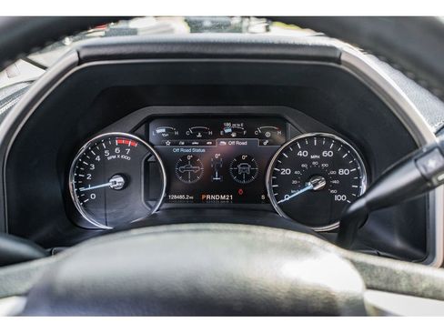 Used 2019 Ford F250 Lariat w/ Lariat Value Package image 14