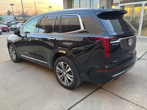 Used 2020 Cadillac XT6 Premium Luxury image 3