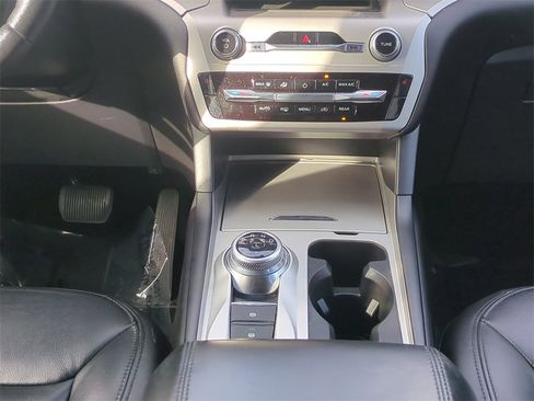 Used 2022 Ford Explorer XLT w/ Class IV Trailer Tow Package image 21