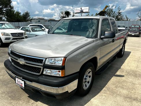 Used 2007 Chevrolet Silverado 1500 W/T image 2