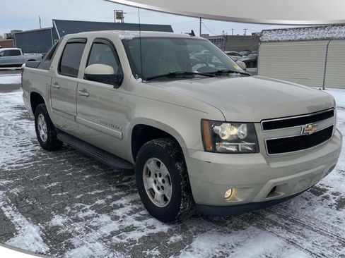 Used 2007 Chevrolet Avalanche LT w/ LT Preferred Equipment Group image 1