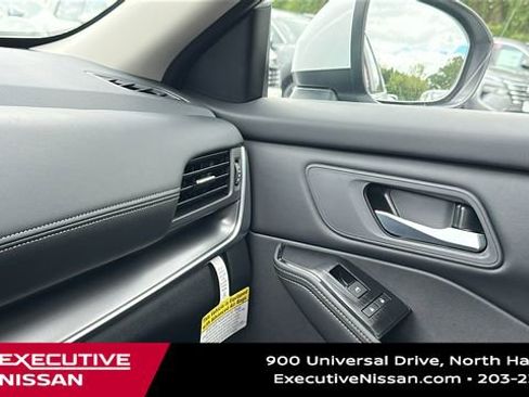 New 2026 Nissan Rogue SV image 21