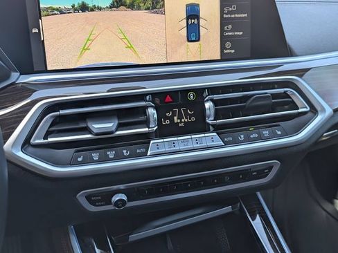 Used 2023 BMW X5 xDrive45e w/ Parking Assistance Package AWD/4WD image 31