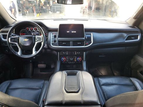 Used 2021 Chevrolet Suburban LT w/ Rear Media and Nav Package AWD/4WD image 10
