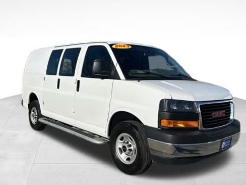 Used 2023 GMC Savana 2500 w/ Driver Convenience Package image 10