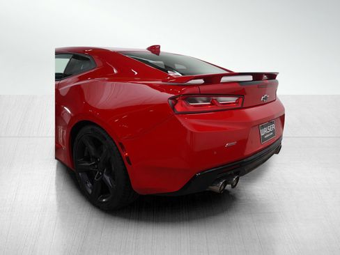 Used 2018 Chevrolet Camaro SS image 15