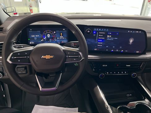 New 2026 Chevrolet Suburban LS w/ LS Custom Edition RWD image 17