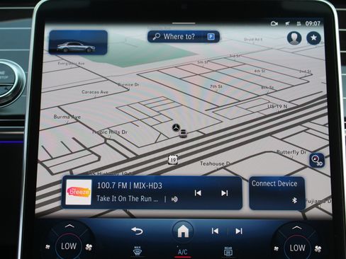 New 2025 Mercedes-Benz S 580 4MATIC Sedan image 19