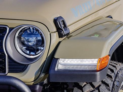 New 2026 Jeep Gladiator Willys AWD/4WD image 5