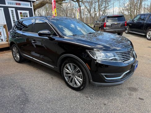Used 2013 Lincoln MKX AWD image 3