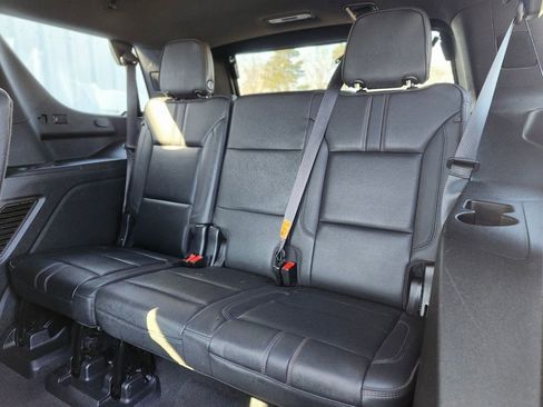 Used 2022 Chevrolet Tahoe RST w/ Luxury Package image 15