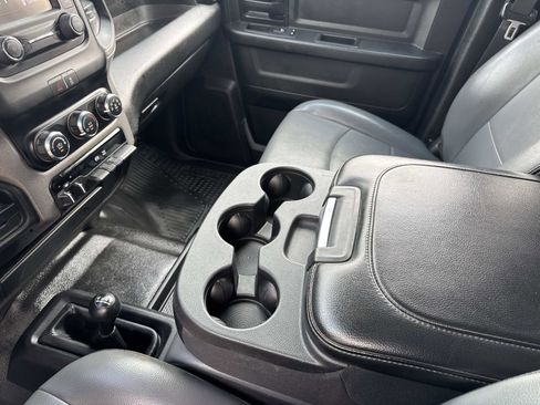 Used 2021 RAM 2500 Tradesman w/ Chrome Appearance Group image 26