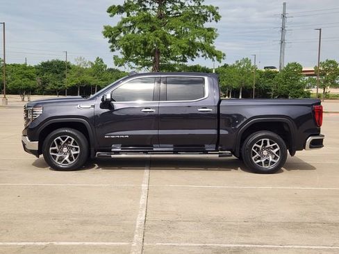 Used 2023 GMC Sierra 1500 SLT RWD image 4