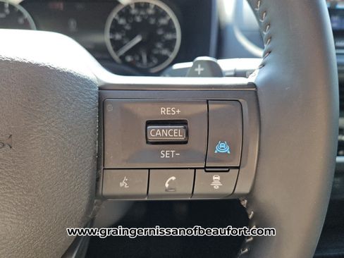 Used 2026 Nissan Rogue SV FWD image 13