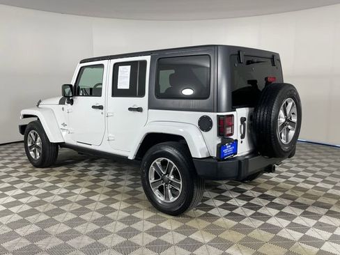 Used 2013 Jeep Wrangler Unlimited Sport image 22