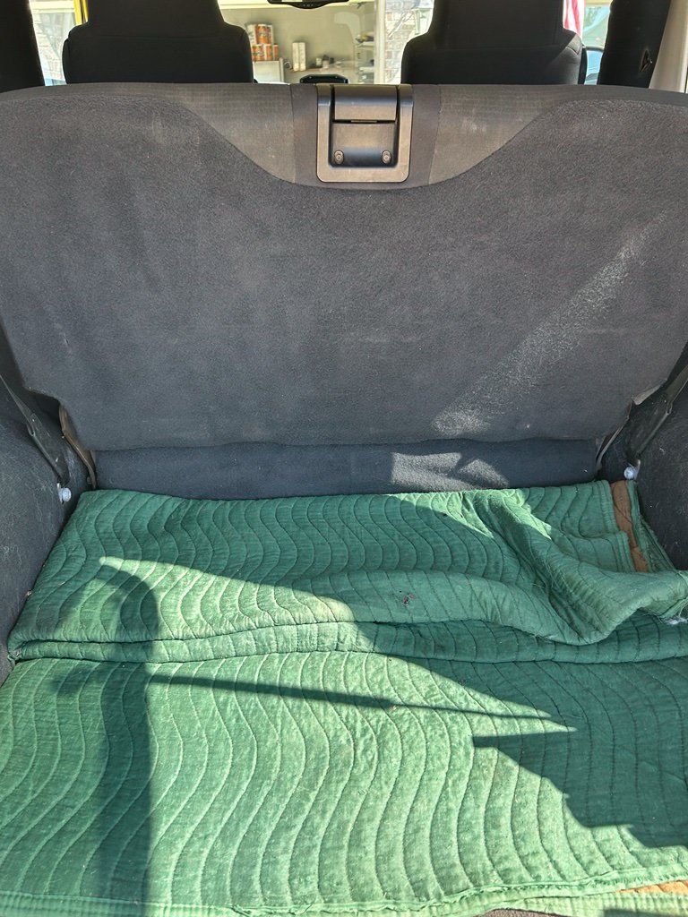 Used 2006 Jeep Wrangler Unlimited Rubicon AWD/4WD image 9